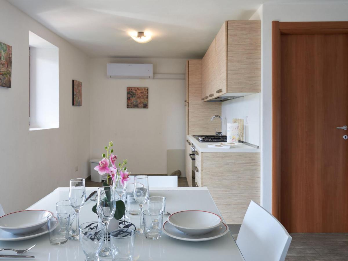 Apartment Rustico Maria - Dma390 By Interhome Vercana Exterior photo